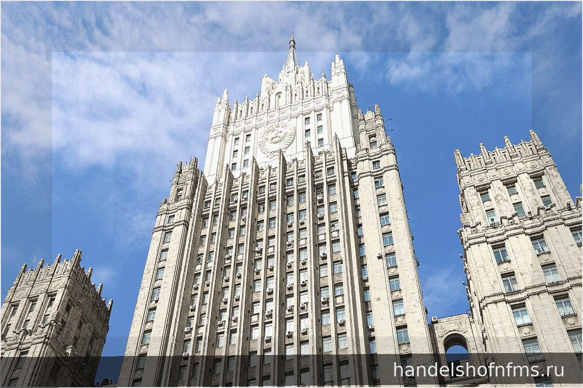 Россия пригрозила Польше жестким ответом за посягательства на дипнедвижимость