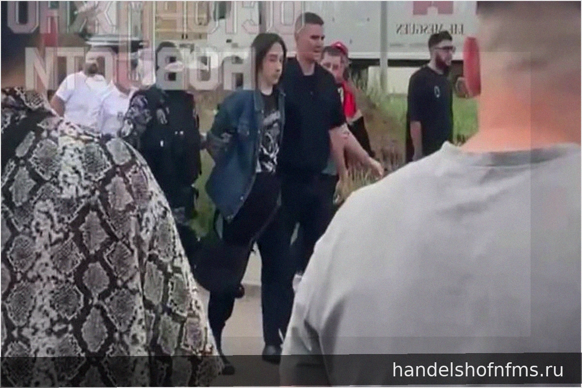 Трагедия в краснодарском ТЦ: нападение с мачете, ножом и СВУ, есть жертвы
