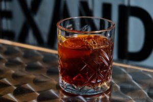 Коктейль Неро Гриотини на основе шнапса Schneejager