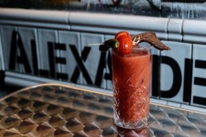 Коктейль Овощи на всех прут на основе шнапса Schneejager